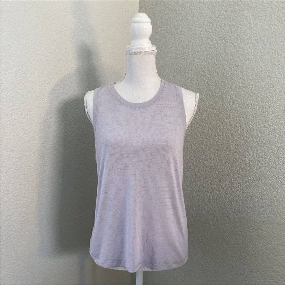 Lululemon Women's Light Purple Sleeveless Crew Neck Racerback Muscle Tank Top